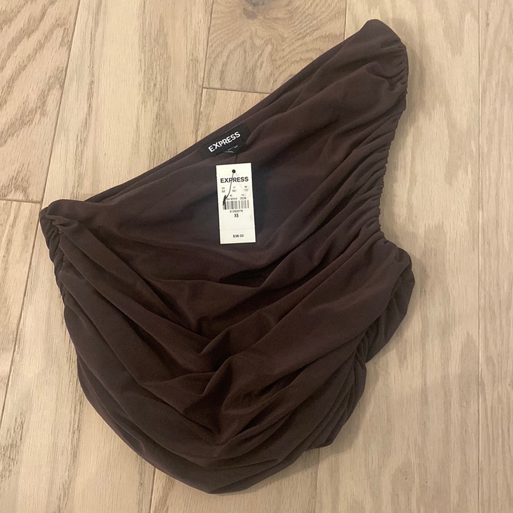 One shoulder brown crop top